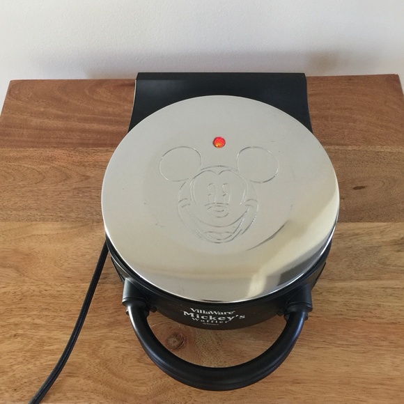 Waffle Iron Villaware 5555-01 Mickey Waffle Iron - Picture 11 of 11